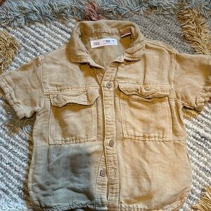 Boys short sleeved button down
